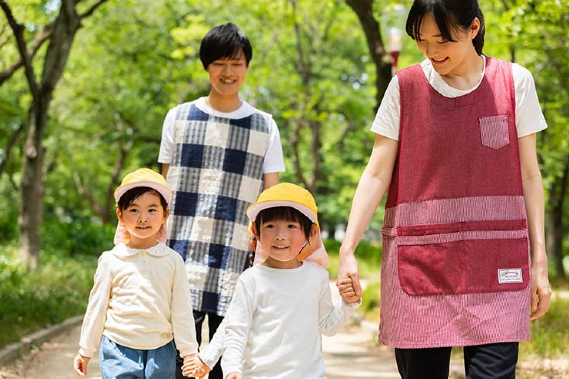 ここりの森保育園新田第二 4月開園小規模保育園定員12名 保育士正職員 年間休日112日 時間外月2時間程度 車通勤可 保育士 幼稚園教諭 ベビーシッターの求人専門サービス ずっと保育士