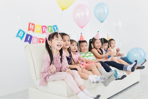 保育園の誕生日会のねらいは 出し物やゲームなど1年中使えるネタ11選 保育士 幼稚園教諭 ベビーシッターの求人専門サービス ずっと保育士