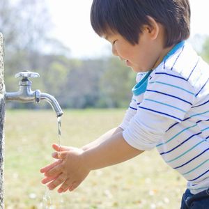 手洗い・うがいを徹底する