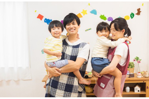 保育士の服装ってなにが正解 季節 行事別の服装例を紹介 求人 派遣などの総合保育サービス 明日香 保育士の服装ってなにが正解 季節 行事別の服装例を紹介 求人 派遣などの総合保育サービス 明日香